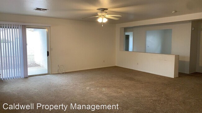 Building Photo - 227 E Scarlet Maple St