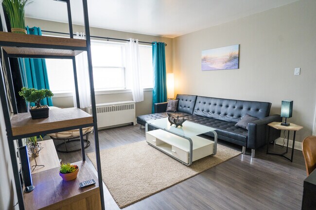 Building Photo - Adelaide - Unit 1