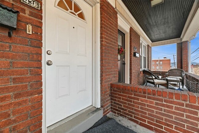 Foto del edificio - 436 44th St