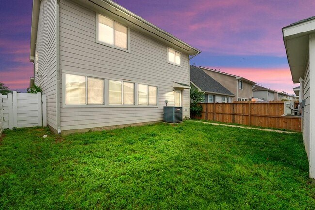 Foto del edificio - 19503 Green Chase Ln