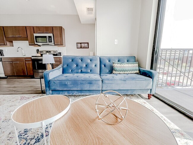 Foto del edificio - 1400 E Walnut St