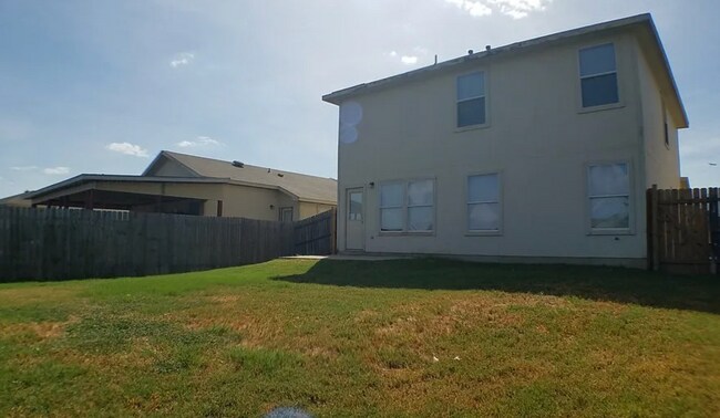 Building Photo - 6713 Panda Royle Dr