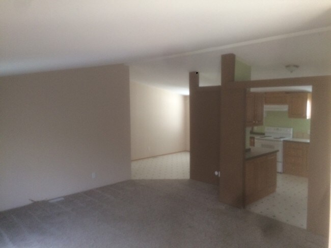 Building Photo - 1196 W Owyhee Ave