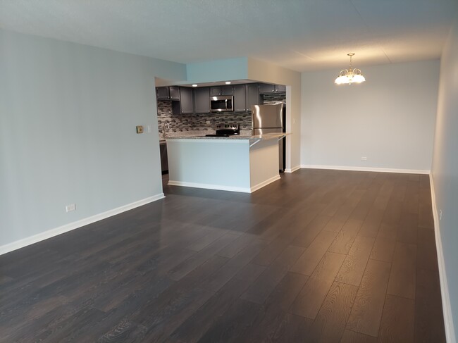 Foto del edificio - 450 Plum Creek Dr