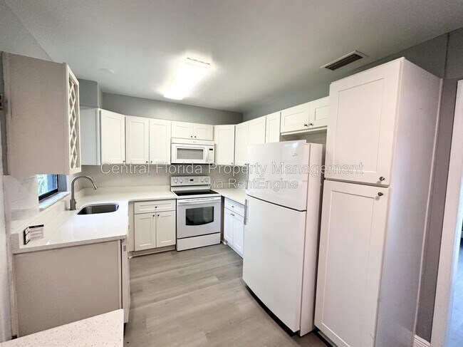 Building Photo - 1413 Carlson Dr
