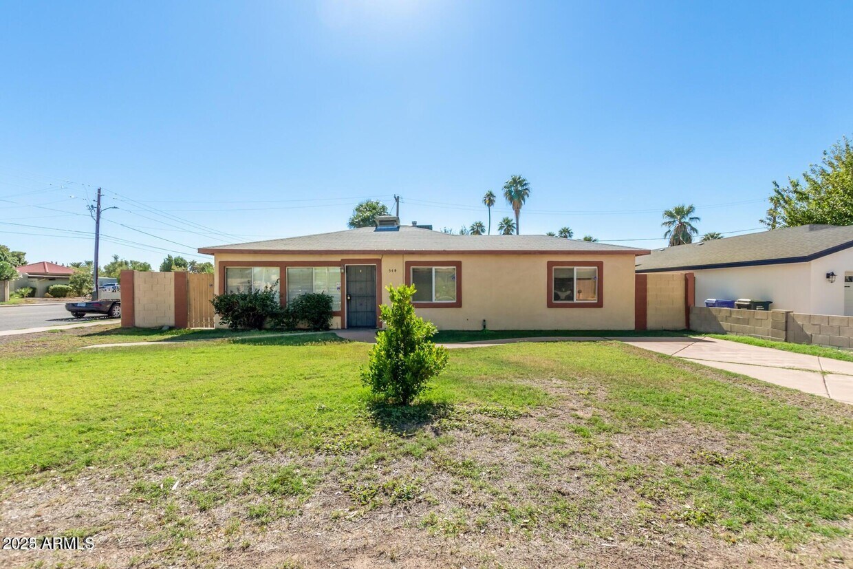 Foto principal - 547 E Belmont Ave