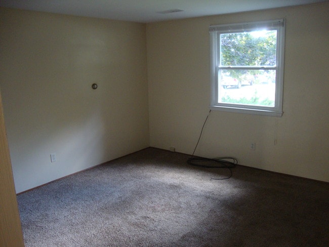 Living Room - 704 Charlotte Ave