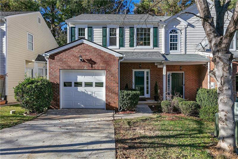 Foto principal - 2439 Valley Cove Dr