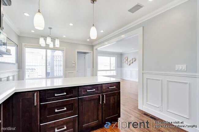 Foto del edificio - 3 br, 3 bath House - 267 Bright St, San Fr...