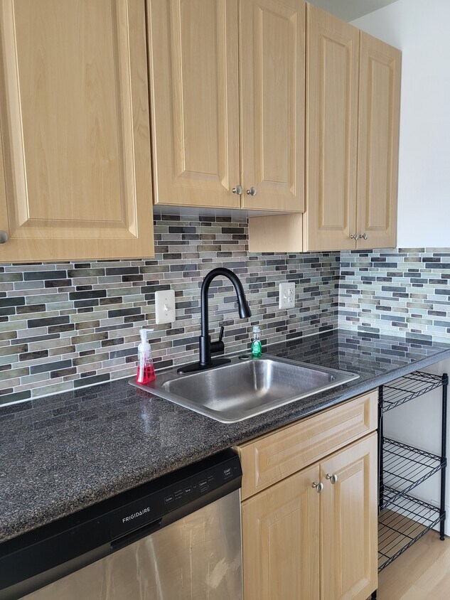 refreshed kitchen - 1005 Chillum Rd