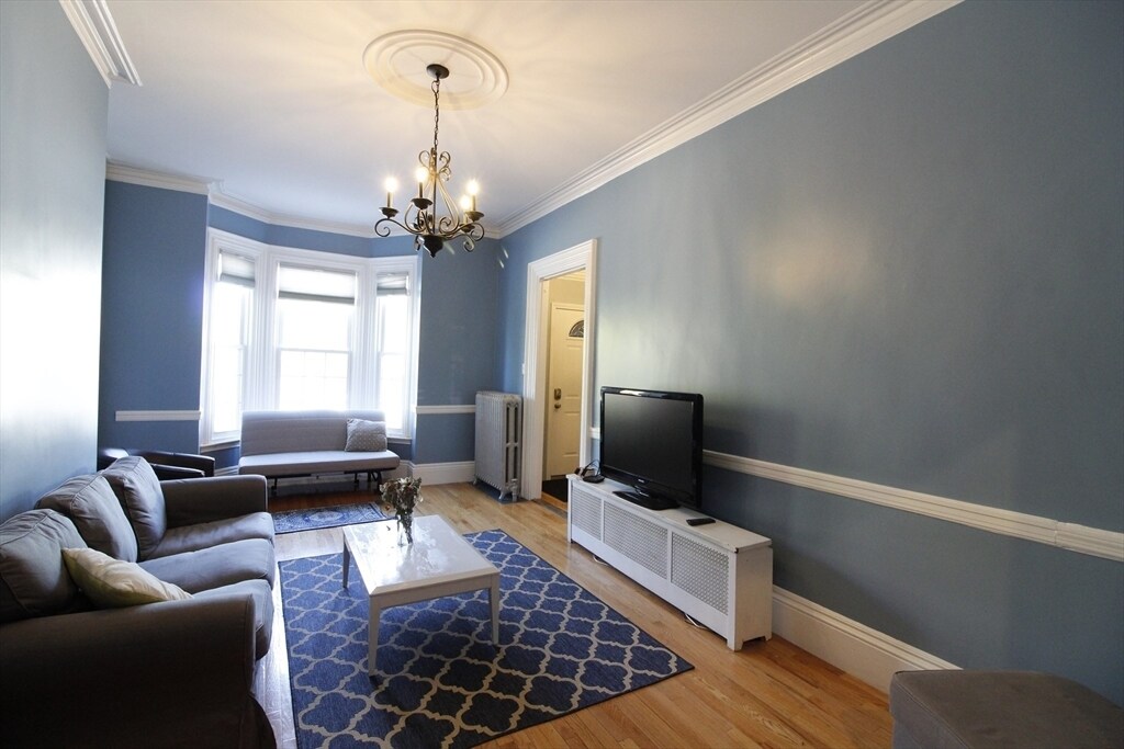 Foto principal - 196 Dorchester St