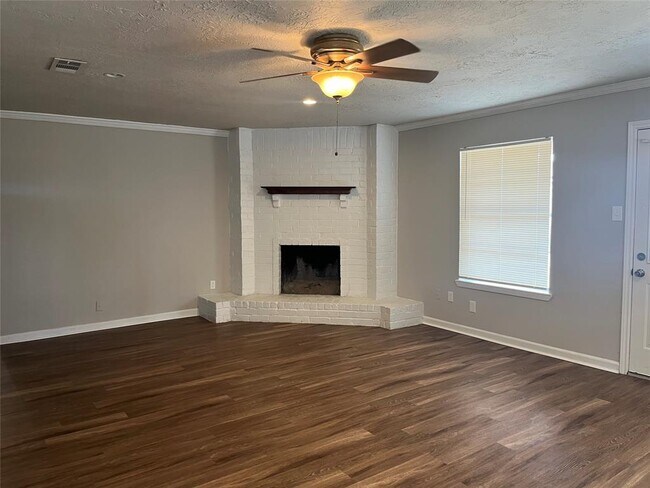 Building Photo - 9515 Sutter Park Ln
