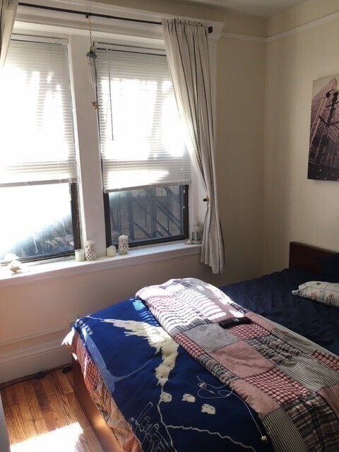 Building Photo - 51 Park Dr