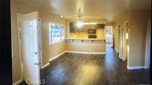Foto del edificio - 11608 Coldbrook Ave