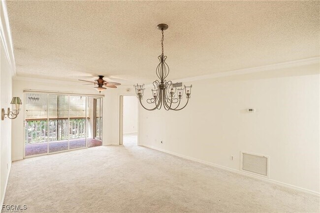 Building Photo - 15126 Parkside Dr