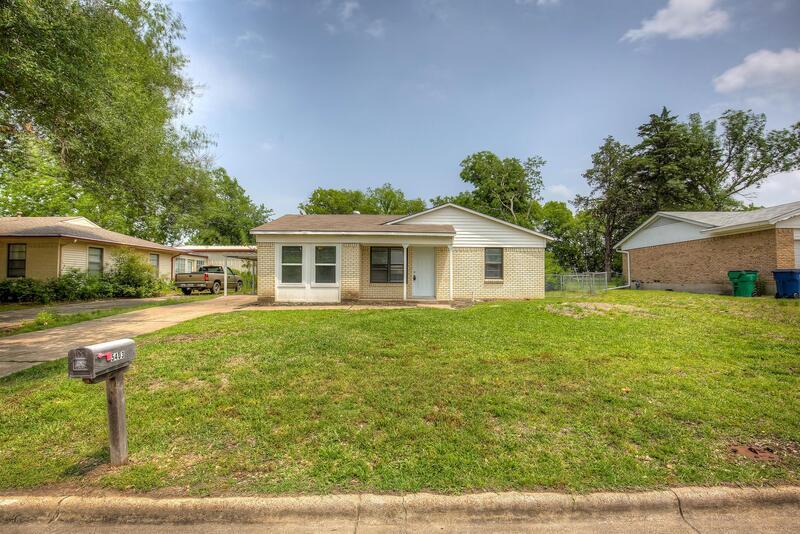 5403 Roberts St, Greenville, TX 75402 House Rental in Greenville, TX