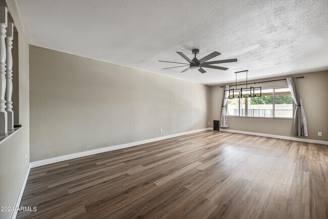 Foto del edificio - 5930 S Juniper St