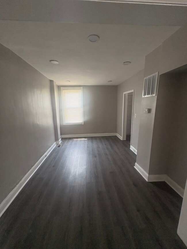 Foto del edificio - 701 E 30th St
