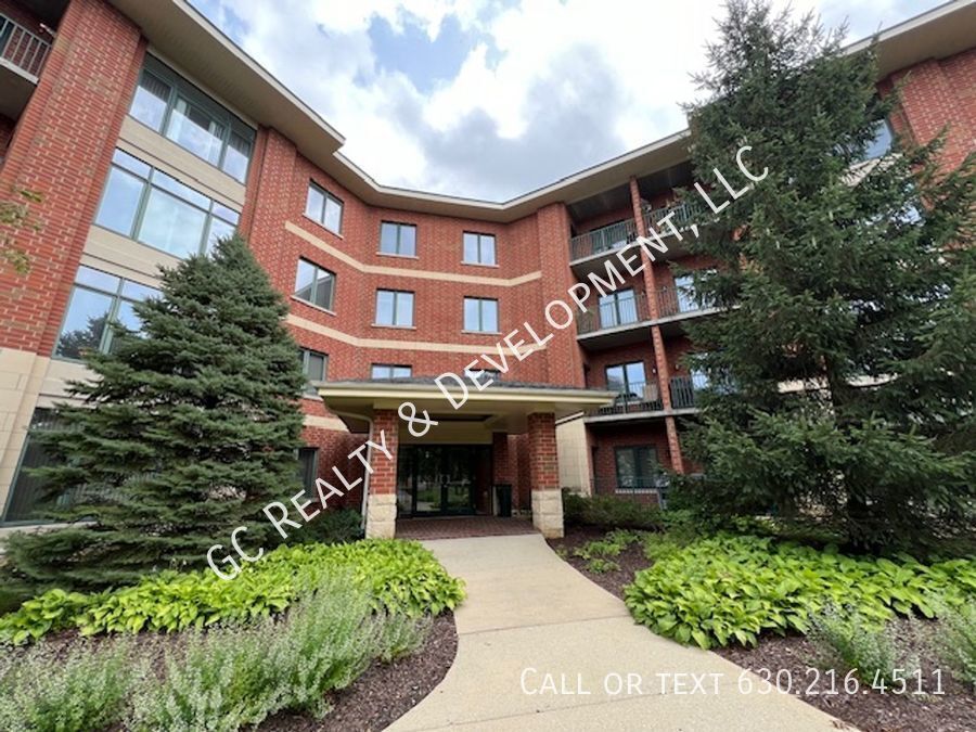 Primary Photo - ***FOUNTAIN SQUARE CONDO / 2 BDRM - 1.5 BT...