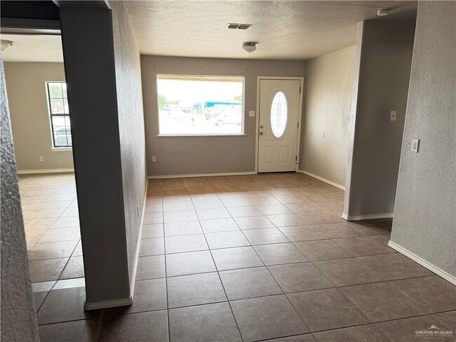 Building Photo - 12 E Schunior St