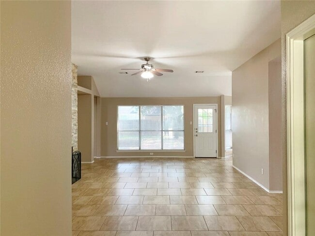 Foto del edificio - 209 N Blue Ridge Pkwy