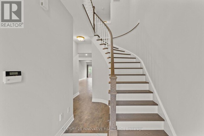 Photo du bâtiment - 2442 Felhaber Crescent