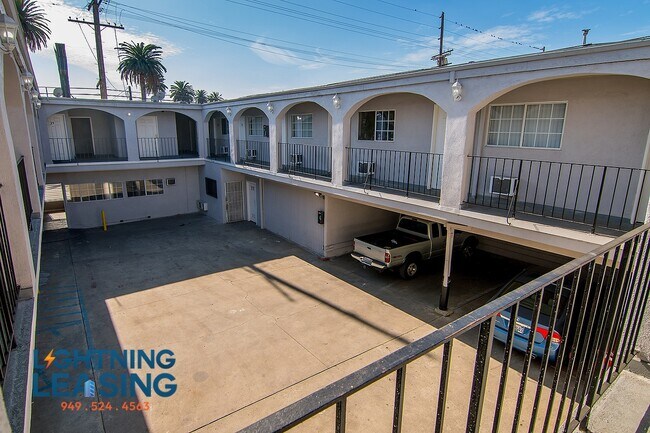 Foto del edificio - 4902 W Adams Blvd