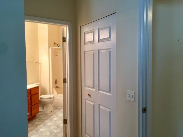 Building Photo - 3243 Stratford Ct