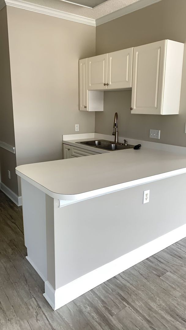 Foto del edificio - 1-Bedroom, 1-Bathroom, condo