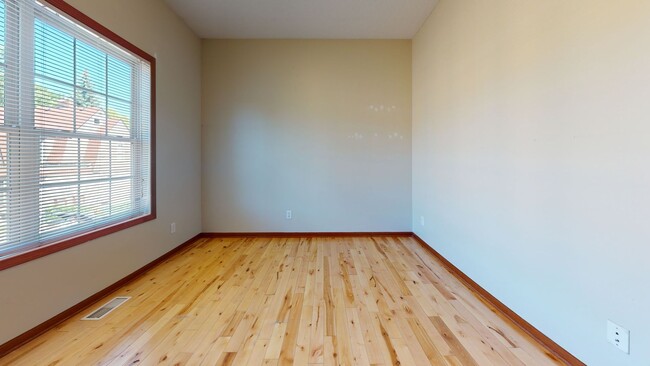 Foto del edificio - 1015 7th St SE
