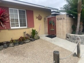 Building Photo - 9244 Poinsettia Ave
