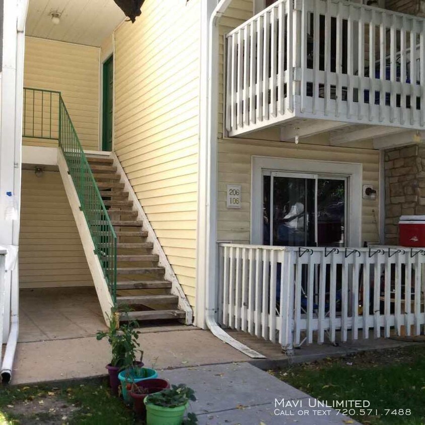 Primary Photo - 8555 Fairmount Dr