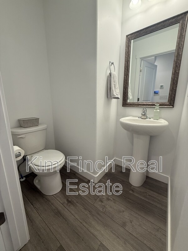 Foto del edificio - 536 N Willow Springs Ave