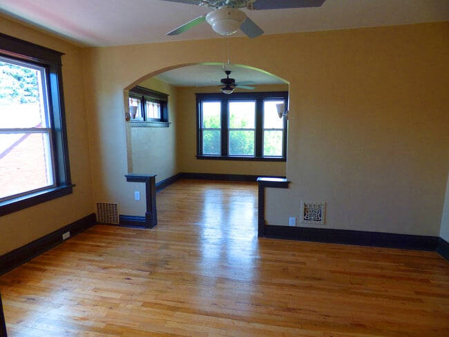 Building Photo - 3935 Michigan Ave