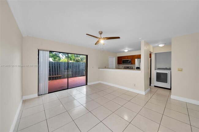 Building Photo - 4033 SW 68th Way