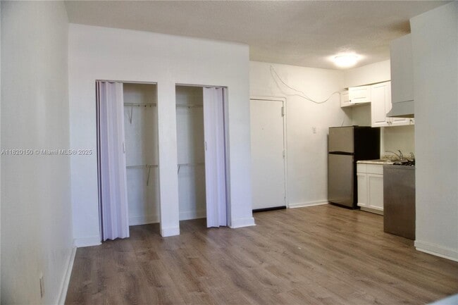 Foto del edificio - 501 SW 6th Ct