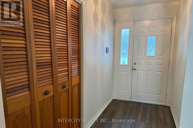 Photo du bâtiment - 129 Clarence St