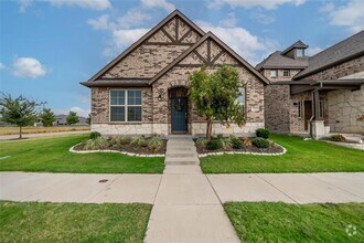 Building Photo - 7337 Willow Thorne Dr