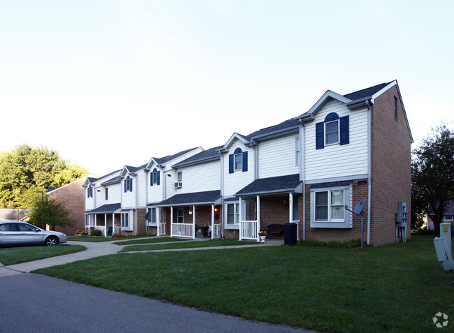 Building Photo - Woodside Apartments