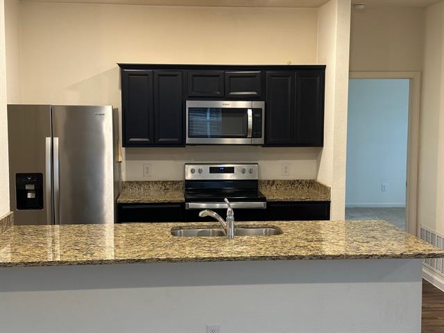 Foto del edificio - 825 Cedar Elm Dr