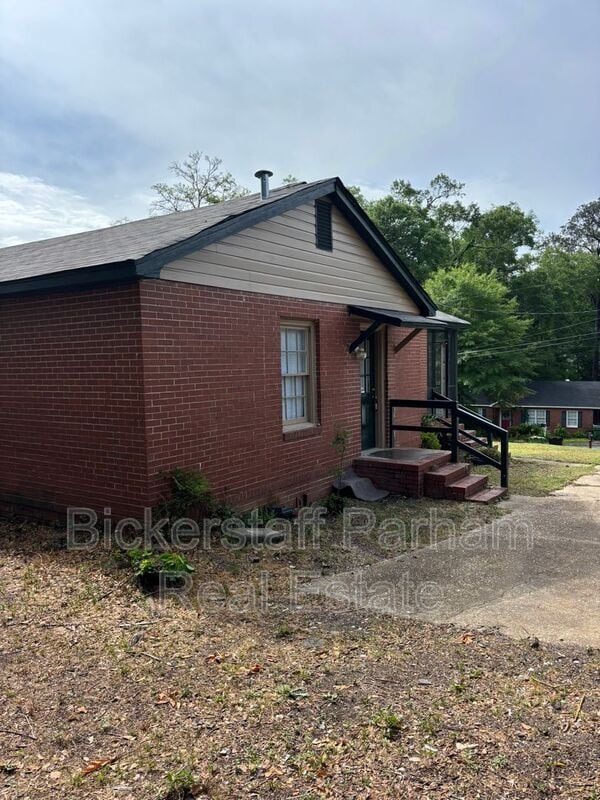 Building Photo - 3931 Dexter Dr