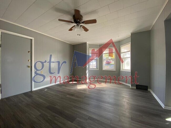 Foto del edificio - 3352 T St