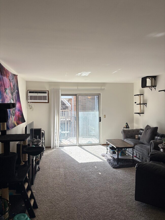 Foto del edificio - 5 High Point Woods Dr