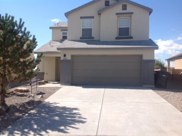 Foto principal - 5205 Caprock Dr NE