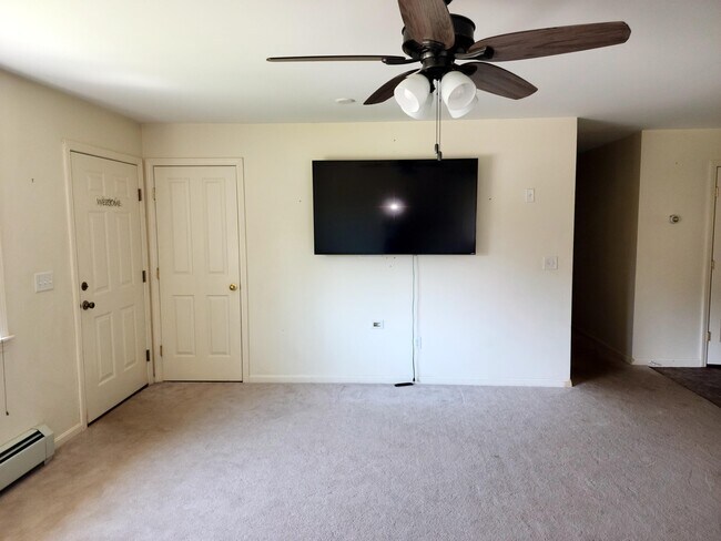 Foto del edificio - 21 Village Way