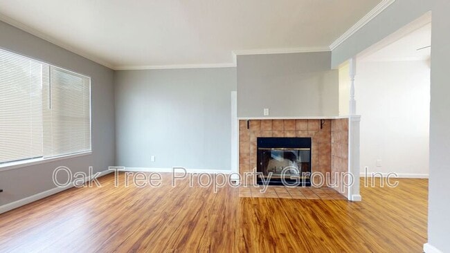 Building Photo - 623 F St