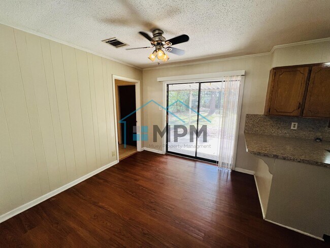 Foto del edificio - 108 Crestview Dr