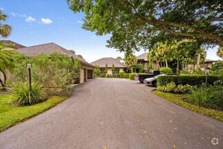 Building Photo - 2835 Polo Island Dr