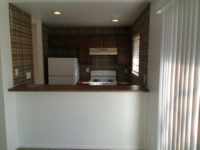 Building Photo - 2189 Kietzke Ln