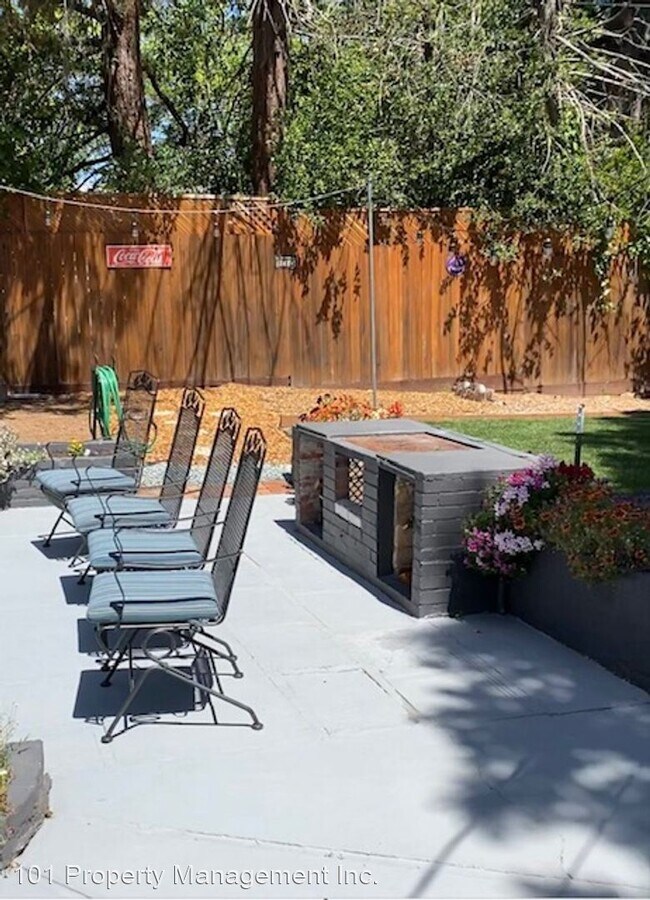 Building Photo - 2 br, 1 bath House - 418 Mendocino Drive